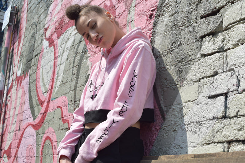Trust the Vibes Crop Hoodie - Light Pink