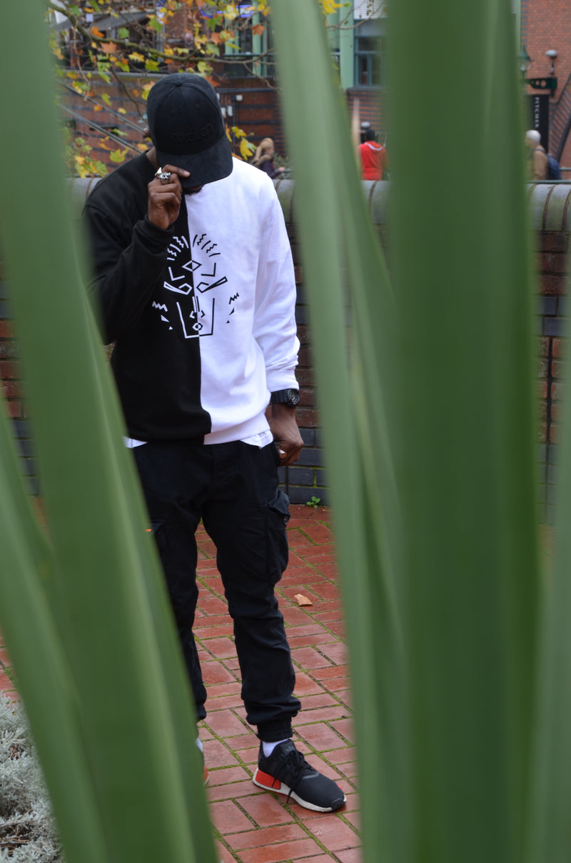 Mask Jumper - Black and White